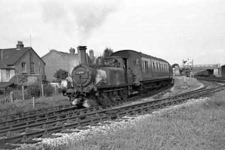 BR(S) Terrier class 32650 at Havant Station, Hampshire with the 9.12am to Hayling Island on Thursday 25 Jul 1963 - J. Scrace [140847]