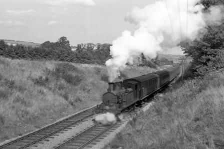 BR(S) O2 class W18 'Ningwood' at Sandown, Isle of Wight with the 1.10pm Ryde Pier Head - Ventnor service on Saturday 29 Aug 1964 - J. Scrace [140982]