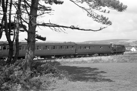 BR(S) O2 class W27 'Merstone' at Sandown, Isle of Wight with the 11.30am Shanklin - Ryde Pier Head service on Saturday 03 Sep 1966 - J. Scrace [141055]