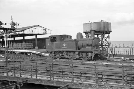 BR(S) O2 class W30 'Shorwell' at Ryde Pier Head Station, Isle of Wight on Saturday 29 Aug 1964 - J. Scrace [141075]