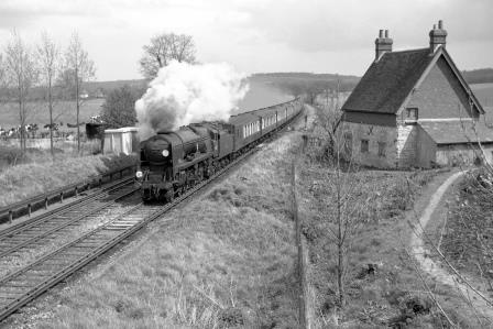 BR(S) West Country class 34017 'Ilfracombe' near Bentley, Hampshire with the down "Bournemouth Belle" on Sunday 24 Apr 1966 - J. Scrace [141230]