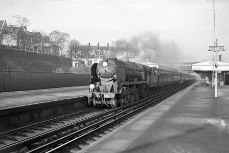 BR(S) West Country class 34027 'Taw Valley' at St. Johns  Station, Greater London with the 9.10am Charing Cross - Dover & Ramsgate service on Saturday 05 Nov 1960 - J. Scrace [141320]