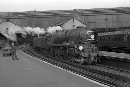 BR(S) Battle of Britain class 34087 '145 Squadron' at Waterloo Station, Greater London with the 1.30pm Waterloo - Weymouth service on Friday 24 Feb 1967 - J. Scrace [141543]