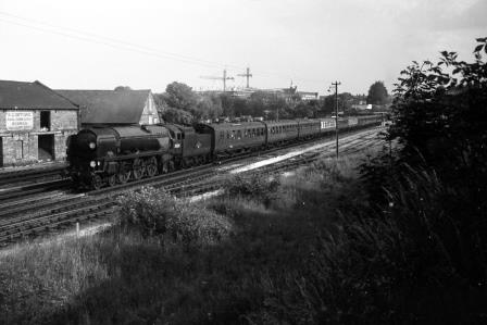 BR(S) Merchant Navy class 35028 'Clan Line' at Winchester City, Hampshire with the 4.00pm Weymouth Quay - Waterloo service on Saturday 10 Jun 1967 - J. Scrace [141840]