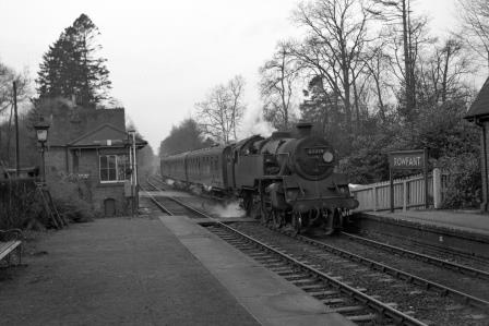 BR Std 4MT class 80019 at Rowfant Station, West Sussex with the 12.08pm Three Bridges - Tunbridge Wells West service on Saturday 28 Nov 1964 - J. Scrace [142446]