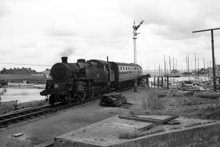 BR Std 4MT class 80032 at Lymington Pier, Hampshire with the 1.15pm Lymington Pier - Brockenhurst service on Friday 10 Sep 1965 - J. Scrace [142472]