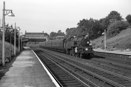 BR Std 4MT class 80037 at Honor Oak Park Station, Greater London with the 7.17am Brighton - London Bridge service on Saturday 30 Jun 1962 - J. Scrace [142494]