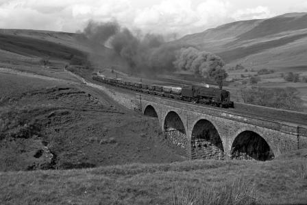 BR 9F class 92093 at Ais Gill, Cumbria with a Long Meg - Widnes anhydrite service on Friday 26 May 1967 - J. Scrace [142728]
