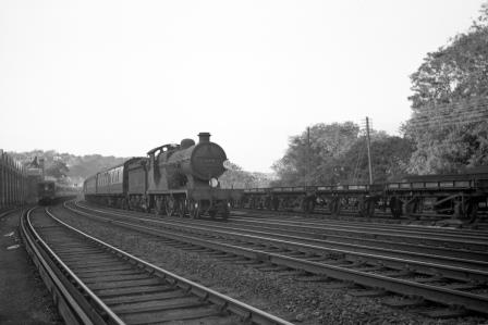 BR (SR) L class 31770 passing Preston Park Pullman Car Works, East Sussex with a Birkenhead - Brighton - Hastings service on Friday 24 Oct 1958 - J.H.W. Kent [150434]