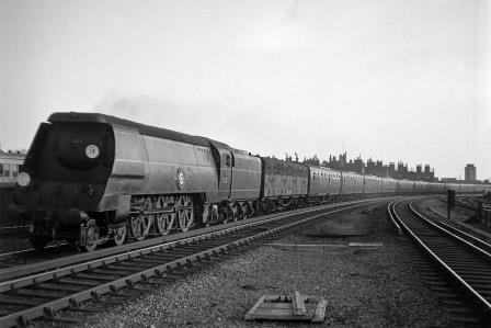 BR(S) Merchant Navy class 35013 'Blue Funnel' at Vauxhall, Greater London with a Bournemouth or Weymouth - Waterloo service on Easter Saturday 16 Apr 1949 - J.H.W. Kent [152600]