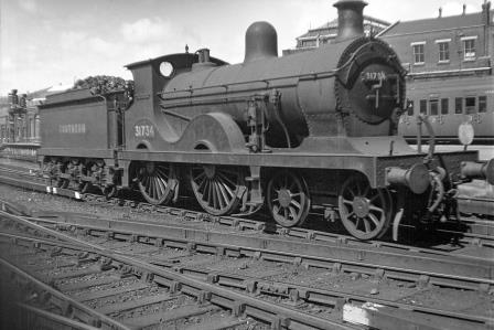 BR(S) D class 31734 at Brighton Station, East Sussex Light engine on Sunday 29 May 1949 - J.H.W. Kent [152649]
