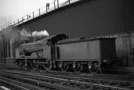 SR B4X class 2073 at Brighton, East Sussex Light engine on Saturday 25 Jun 1949 - J.H.W. Kent [152726]