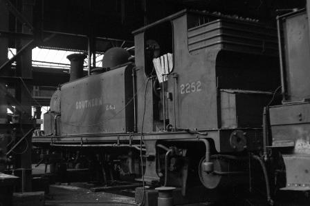 BR(S) D1 class 2252 at Bricklayers Arms Shed, Greater London on Saturday 27 Aug 1949 - J.H.W. Kent [152949]