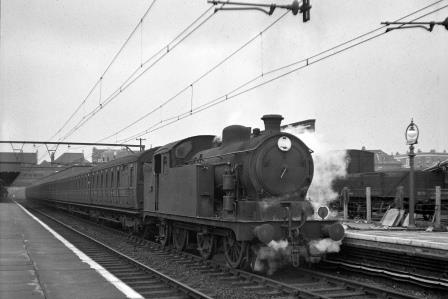 BR(E) N7 class 9652 at Goodmayes Station, Greater London with an Eastbound Passenger on Saturday 24 Sep 1949 - J.H.W. Kent [153020]