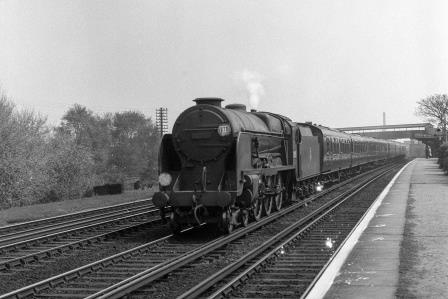 BR(S) Lord Nelson class 30855 'Robert Blake' at Raynes Park Station, Greater London with a Waterloo - Bournemouth or Weymouth service on Saturday 26 Apr 1952 - J.H.W. Kent [153359]