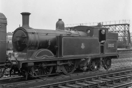 BR(S) M7 class 30132 at Clapham Junction Station, Greater London with an Empty stock duty on Saturday 26 Apr 1952 - J.H.W. Kent [153365]