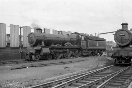 BR(W) Hall class 4991 'Cobham Hall' at Old Oak Common Shed, Greater London on Thursday 10 Apr 1952 - J.H.W. Kent [153391]
