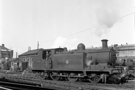 BR(S) E4 class 32514 at Brighton Shed, East Sussex in Sep 1953 - J.H.W. Kent [154072]