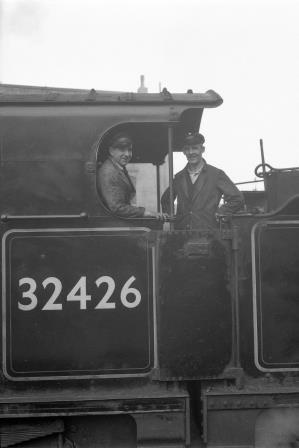 BR(S) Brighton Atlantic class 32426 'St. Alban's Head' at Brighton, East Sussex on Saturday 05 Dec 1953 - J.H.W. Kent [154170]