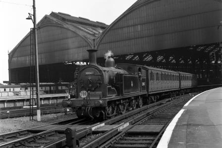 BR(S) M7 class 30047 at Brighton Station, East Sussex with a Horsham Departure on Sunday 09 May 1954 - J.H.W. Kent [154370]
