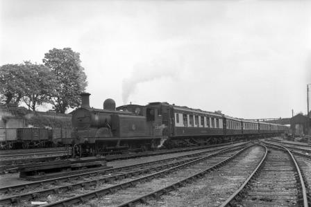 BR(S) D3 class 32390 near Preston Park Pullman Car Works, Brighton, East Sussex with an Empty Stock of Pullman Train Entering Siding on Thursday 20 May 1954 - J.H.W. Kent [154407]