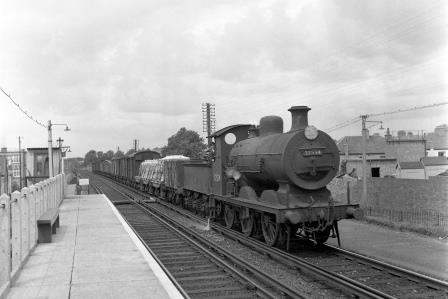 BR(S) C2X class 32534 at Aldrington Halt, East Sussex with an Eastbound Goods on Monday 05 Jul 1954 - J.H.W. Kent [154559]