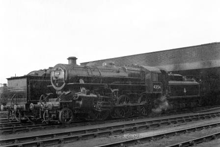BR(M) 4MT class 43154 at Stratford Shed, Greater London on Saturday 25 Sep 1954 - J.H.W. Kent [154787]