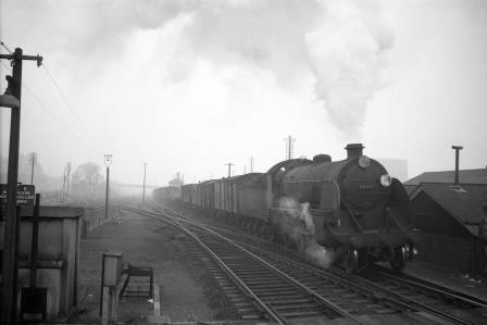 BR(S) S15 class 30511 at Basingstoke, Hampshire with a down Freight service on Tuesday 21 Feb 1961 - D. Esau [155176]