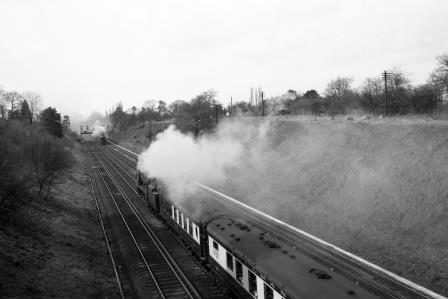 BR MN class near Hook, Hampshire with the down "Bournemouth Belle" on Saturday 27 Mar 1965 - D. Esau [155216]