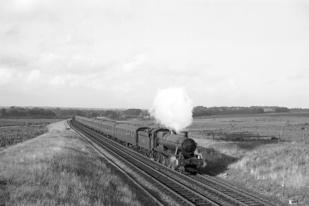 BR Modified Hall class 6970 'Whaddon Hall' near Brockenhurst, Hampshire with a Birmingham? - Bournemouth service on Saturday 21 Jul 1962 - D. Esau [155248]