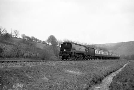 BR(S) West Country class 34106 'Lydford' near Brentor, Devon with a Plymouth - Waterloo service in Apr 1960 - D. Esau [155285]
