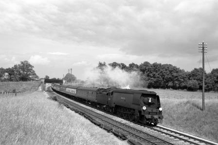 BR(S) West Country class 34102 'Lapford' near Mortimer, Berkshire with a Southbound Inter Regional service on Saturday 20 Jun 1964 - D. Esau [155400]