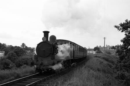 BR(S) O2 class W28 'Ashey' near Shanklin, Isle of Wight with a Ryde Pier Head - Ventnor service on Saturday 13 Jun 1964 - D. Esau [155522]