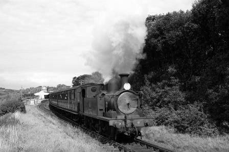 BR(S) O2 class W18 'Ningwood' at Sandown, Isle of Wight with a Ryde Pier Head - Ventnor service on Bank Holiday Monday 30 Aug 1965 - D. Esau [155555]
