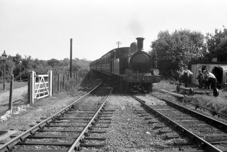BR(S) O2 class W26 'Whitwell' at Havenstreet, Isle of Wight with a Ryde Pier Head - Cowes service in 1959 - D. Esau [155570]