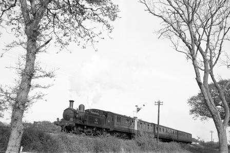 BR(S) O2 class W24 'Calbourne' at Havenstreet, Isle of Wight with a Ryde Pier Head - Cowes service on Friday 15 May 1964 - D. Esau [155588]