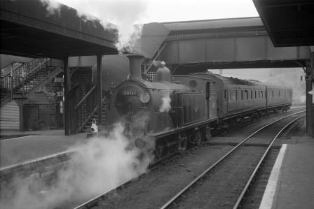 BR(S) M7 class 30131 at Yeovil Town Station, Somerset with a Train for Yeovil Junction in Apr 1960 - D. Esau [155721]