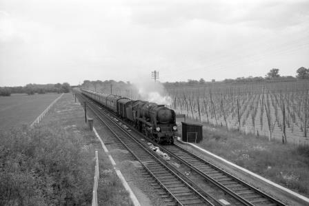 BR(S) West Country class 34013 'Okehampton' near Paddock Wood, Kent with a Victoria - Dover Marine or Folkestone Harbour service on Tuesday 23 May 1961 - D. Esau [155856]
