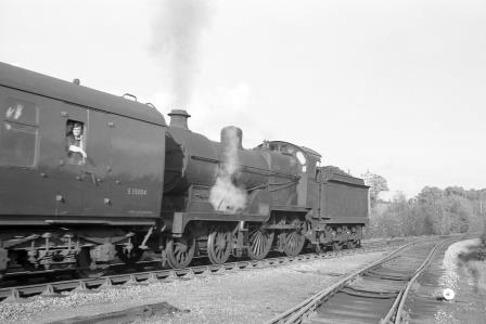BR(S) D1 class 31739 at Brasted, Kent with a Westerham - Dunton Green service on Saturday 28 Oct 1961 - D. Esau [155972]