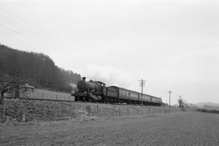 4300 class 6391 near Dorking Town, Surrey with a Redhill to Reading service on Wednesday 11 Apr 1962 - D. Esau [156066]