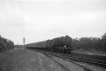 BR(S) Q1 class 33037 at Beltring and Banbridges Crossing Halt, Kent with a Tonbridge - Maidstone West service on Saturday 27 May 1961 - D. Esau [156180]