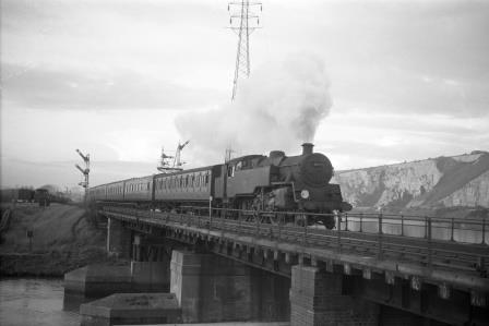 BR Std 4MT class 80152 at Southerham  Bridge, East Sussex with an Eastbound service on Saturday 05 Nov 1960 - D. Esau [156543]