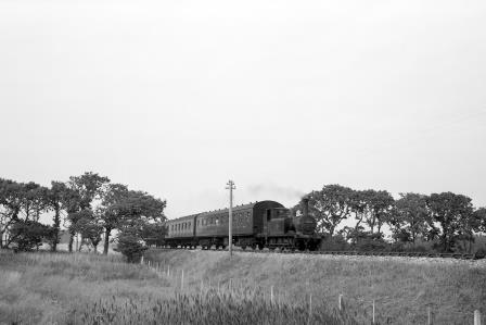BR(S) Terrier class 32661 near Hayling Island, Hampshire with a Havant to Hayling Island service on Friday 31 Aug 1962 - D. Esau [156583]