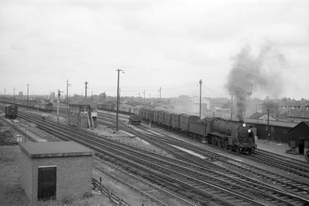 BR(S) S15 class 30497 at Feltham Yard, Greater London with a Westbound Freight service on Tuesday 30 Aug 1960 - D. Esau [156626]
