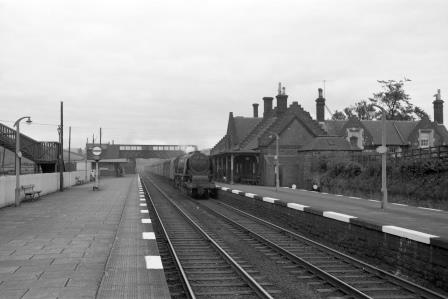BR(M) Coronation (Semi) class 46237 'City of Bristol' at Beattock Station, Scotland on Monday 24 Jul 1961 - D. Esau [156732]