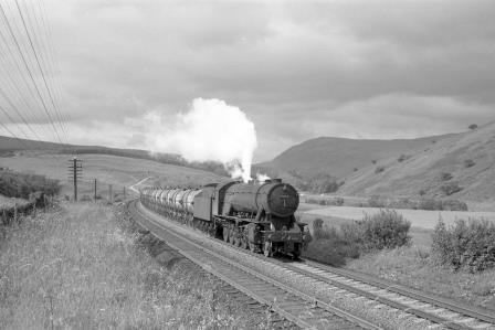 BR WD class 90772 at Beattock Bank, Scotland with a Tanker Train for Carlisle on Monday 24 Jul 1961 - D. Esau [156734]