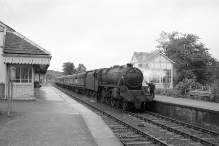 BR(M) 5MT class 45468 at Taynuilt Station, Scotland on Tuesday 25 Jul 1961 - D. Esau [156768]