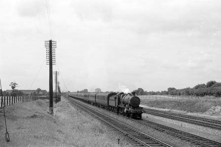 BR(W) 73XX class at Iver, Buckinghamshire with an up service on Saturday 23 Jun 1962 - D. Esau [156875]
