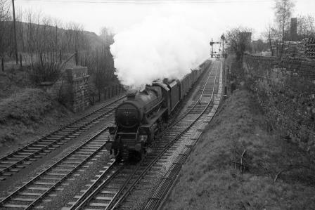 BR(M) 5MT class 45419 at Ruabon, Clwyd with a Paddington service on Wednesday 14 Apr 1965 - D. Esau [157046]