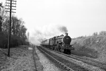 BR(W) Castle class 7008 'Swansea Castle' near Charlbury, Oxfordshire with a Paddington service on Saturday 06 Apr 1963 - D. Esau [157162]